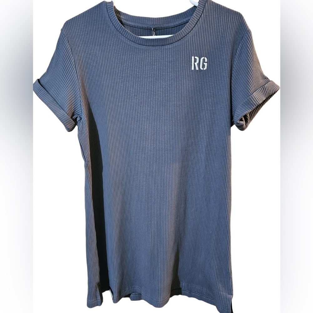 Blue/Grey Muscle 💪 Ribbed Quality Tee NWT in packaging Charcoal Turbulen…